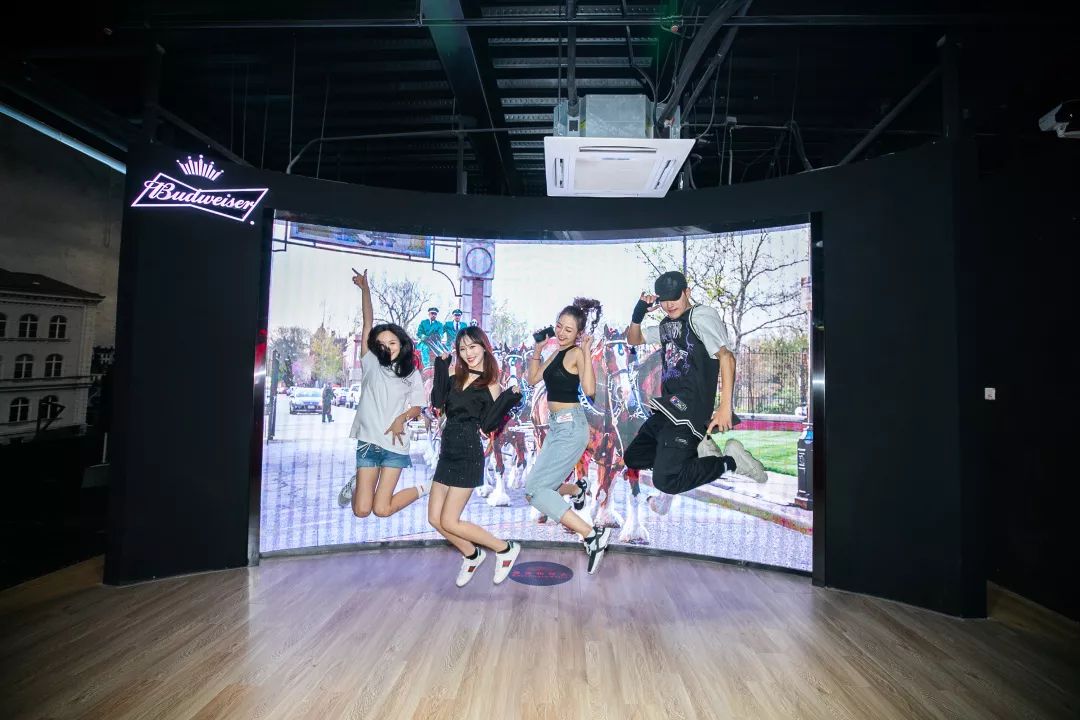 報(bào)告:我想去百威中國(guó)那個(gè)啤酒展覽館打卡品美酒佳肴|國(guó)潮范這么閃 - 第14張 - 會(huì)展活動(dòng)策劃CCASY.COM 報(bào)告:我想去百威中國(guó)那個(gè)啤酒展覽館打卡品美酒佳肴|國(guó)潮范這么閃 - 第14張