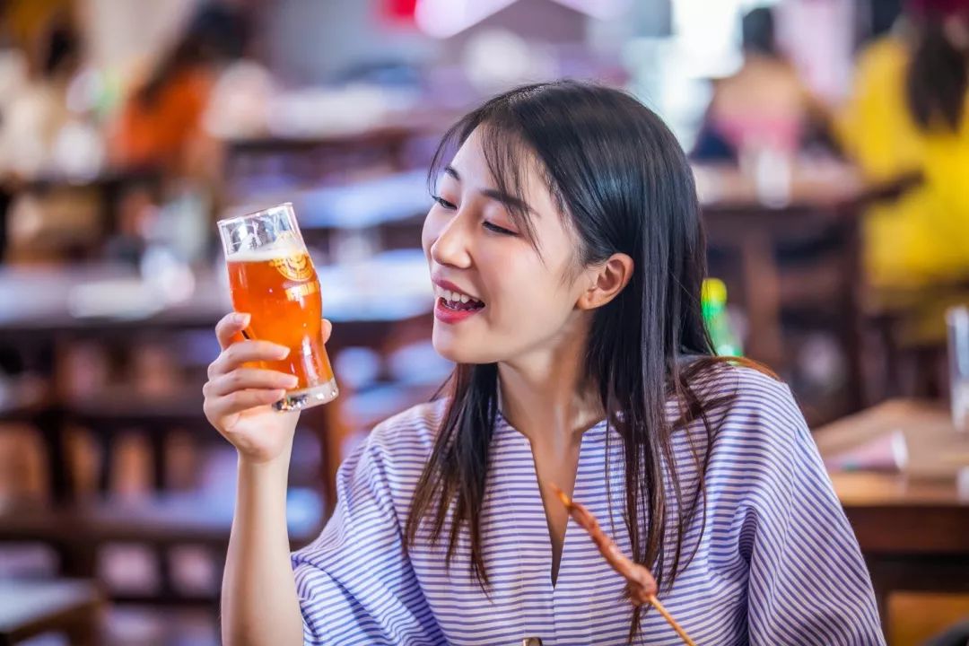 報(bào)告:我想去百威中國(guó)那個(gè)啤酒展覽館打卡品美酒佳肴|國(guó)潮范這么閃 - 第30張 - 會(huì)展活動(dòng)策劃CCASY.COM 報(bào)告:我想去百威中國(guó)那個(gè)啤酒展覽館打卡品美酒佳肴|國(guó)潮范這么閃 - 第30張