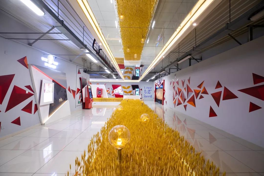 報(bào)告:我想去百威中國(guó)那個(gè)啤酒展覽館打卡品美酒佳肴|國(guó)潮范這么閃 - 第57張 - 會(huì)展活動(dòng)策劃CCASY.COM 報(bào)告:我想去百威中國(guó)那個(gè)啤酒展覽館打卡品美酒佳肴|國(guó)潮范這么閃 - 第57張