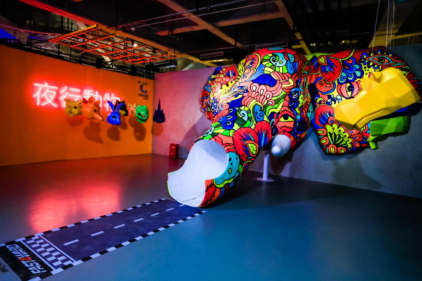 “正經(jīng)動物園”一點都不正經(jīng)，上海沉浸式主題體驗展