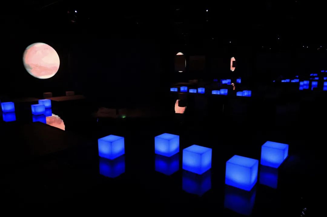 火星2035沉浸式科學(xué)藝術(shù)展覽活動策劃科幻成分太足了 - 第22張 - 會展活動策劃CCASY.COM 火星2035沉浸式科學(xué)藝術(shù)展覽活動策劃科幻成分太足了 - 第22張